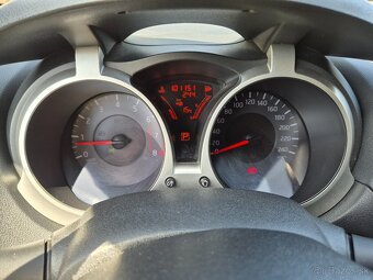 Nissan Juke - 14