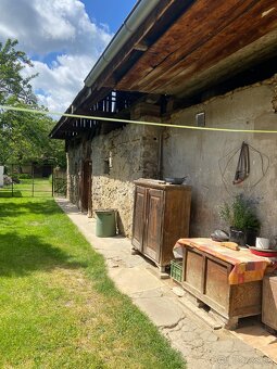 Dom s veľkým pozemkom a stodolou - 14