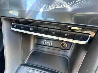 MG ZS 1.5 78kW Manuál DAB Full LED - záruka Autodraft - 14