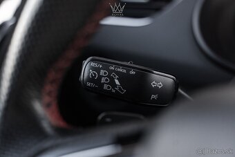 Škoda Octavia Combi 2.0 TDI DPF RS 4x4 DSG - 14