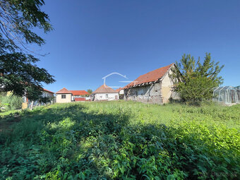 Rodinný dom na rozsiahlom pozemku - 14