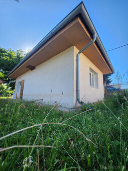 EXKLUZÍVNE, 2 menšie domy po obnove na veľkorysom pozemku - 14