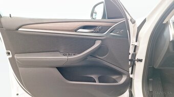 BMW X3 30i 185kW x Drive AT, 1. majiteľ, kúpené v SR - 14