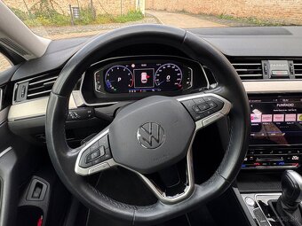 Volkswagen Passat Variant model 2021 - 14