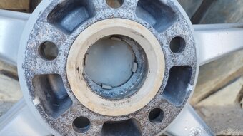 5x112 225/50 R17 zimne pneu - 14