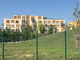 Nový neobývaný 2-izb. byt s parkovaním na Bytstrickej ul. v  - 14