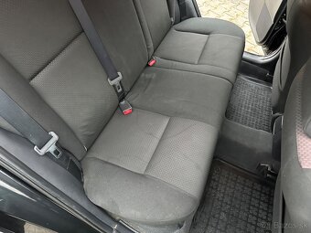 Toyota Corolla 2.0 D-4D Sol Hatchback - 14