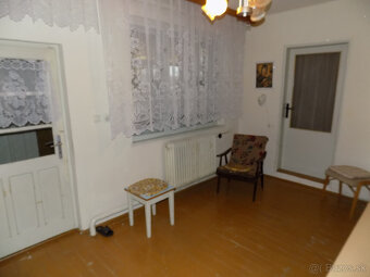 Na predaj chalupa v obci Kuraľany s garážou , pozemok 1536 - 14