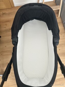 Thule sleek Bassinet-Midnight Black - 14