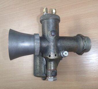 Predám bronzový karburátor B&B 25,4mm s uchytením na závit - - 14