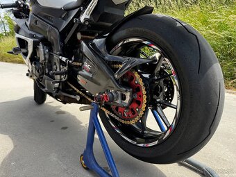 BMW S1000RR - 14