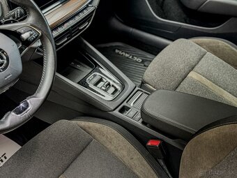 Škoda Octavia Combi 2.0 TDI Scout 4x4 DSG - 14