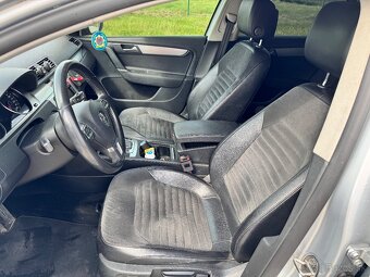 Volkswagen Passat B7 Combi 2.0 TDI - 14