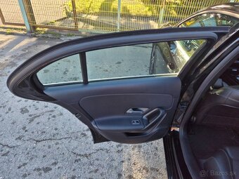 Mercedes-Benz A trieda 250 e /T - 14