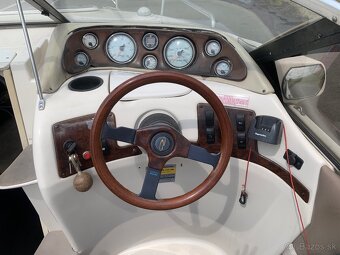 Motorový čln REGAL 2150, Volvo Penta 5GL - 14