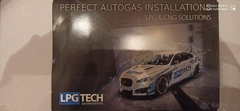 Toyota Prius V 2017 hybrid  +LPG - 14