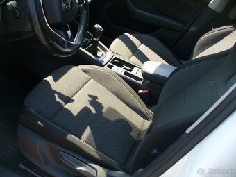 Škoda Octavia 4 2.0 TDI-rv:9.2020-virtuál kokpit IV - 14