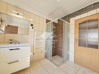 6-IZBOVÝ RODINNÝ DOM KOŠICE - OKOLIE / VALALIKY - 14