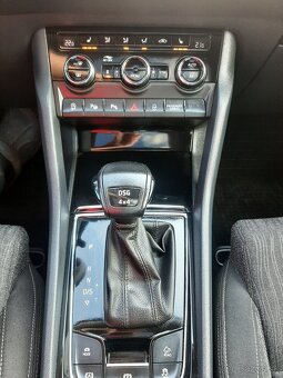 skoda karoq  2tdi 4x4 dsg - 14
