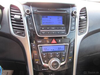 Hyundai i30 1.6 CRDi - splátka 120,-€ - 14