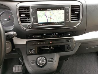 Toyota Proace Verso Long 2,0D 130kW A8 r.2019 8miestne - 14