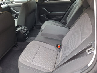 VW PASSAT B8  2,0 TDi Comfortline 150 PS  kombi - 14