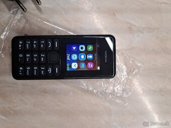 Mobil Nokia C5 a mobil Nokia 108 - 14