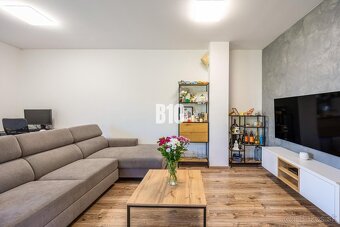 Na predaj moderný rodinný dom v Miloslavove – Malinová ulica - 14