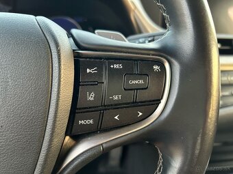 LEXUS ES300h, 1.majiteľ - 14