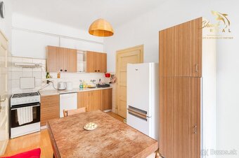 Na predaj veľkometrážny 5-izbový byt 135m2 v historickom dom - 14