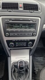 Škoda Octavia 2.0 TDI CR DPF Business - 14