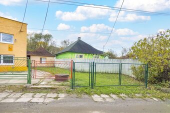 NA PREDAJ, RODINNÝ DOM, PETROVANY - 14