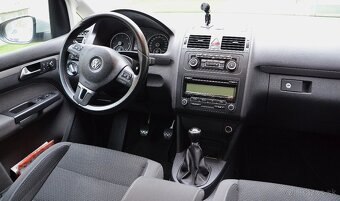 Volkswagen Touran 1.6 TDI Panorama - 14