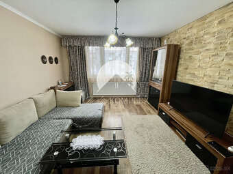 Reality KOMPLEX s.r.o. Vám ponúka 3-izbový byt s loggiou po  - 14