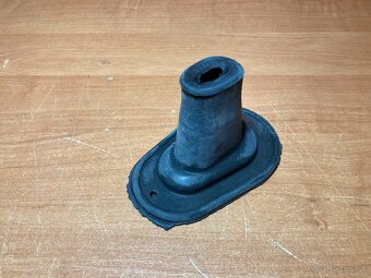 Uaz 469 Gaz, Volga predám diely na brzdy - 14