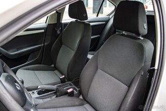 Škoda Octavia 1.2 TSI Active - 14
