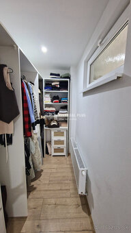 Predám prerobený Rodinný DOM na 20á pozemku 17km od NZ - 14