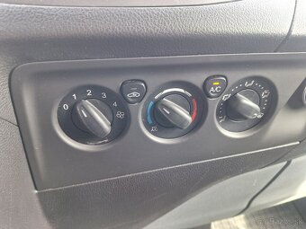 FORD TRANSIT CUSTOM 2,2TDCI LONG VERZIA - 14
