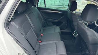 Škoda Superb Combi 2.0 TDI SCR Ambition DSG - 14