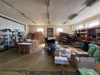 Multifunkčný reprezentatívny obchodno–skladový objekt - 14