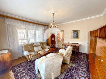 Reality KOMPLEX s.r.o. Vám ponúka priestranný rodinný dom s  - 14