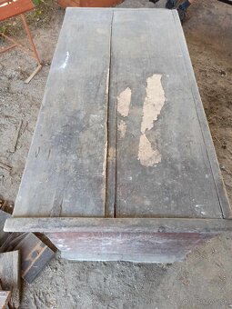 Truhlica starozitnost - 14