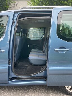 CITROEN BERLINGO 1,6 HDI MULTISPACE PRVÝ MAJITEĽ - 14