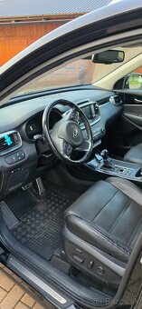 Kia Sorento - 14