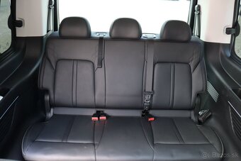 Hyundai Staria 2.2 CRDi Premium 4x4 A/T - 14