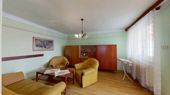 4 IZBOVÝ RODINNÝ DOM V STREDE OBCE, ČIASTOČNÁ REKONŠTRUKCIA - 14