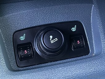 Grand C-MAX 1.6 Benzín 7-Miestne - 14