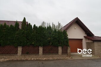 Exkluzívne  5-izbový rodinný dom so zimnou záhradou, samosta - 14