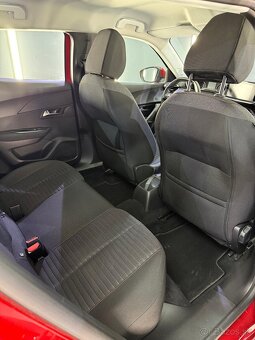 Peugeot 2008 1.2 PureTech, SR,1 maj - 14
