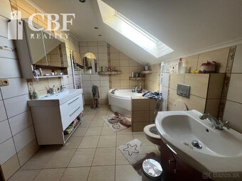 Znížená cena Predaj Exkluzívneho Rodinného Domu - 14